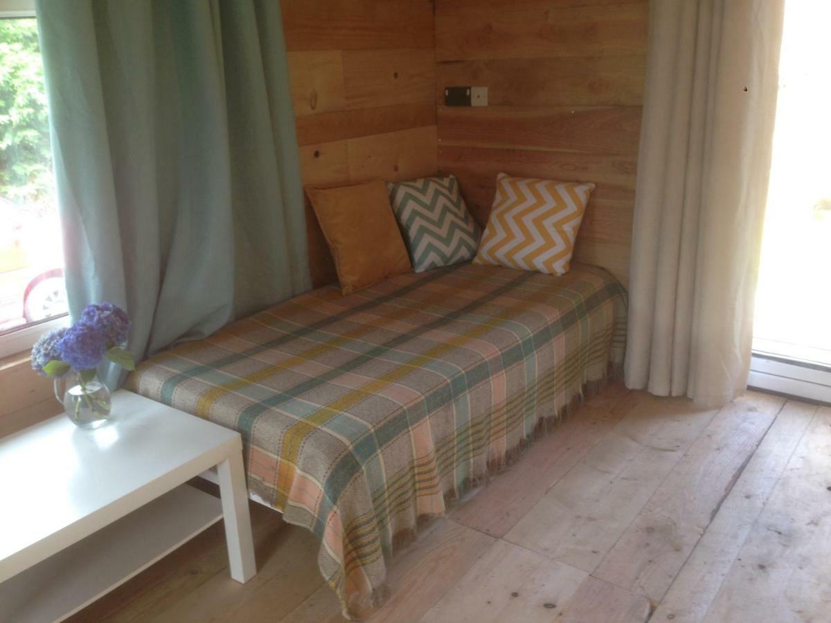 Hygge Hut Apartman Pembroke Kültér fotó